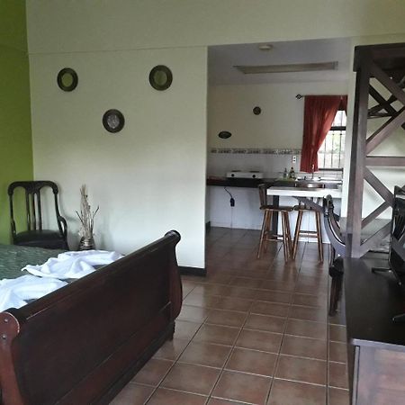 Río Segundo Dos Palmas Studio Apartments المظهر الخارجي الصورة